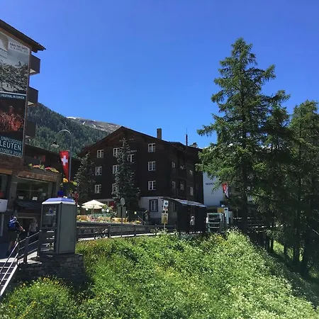 Chalet Arnika 3.og, West زيرمات